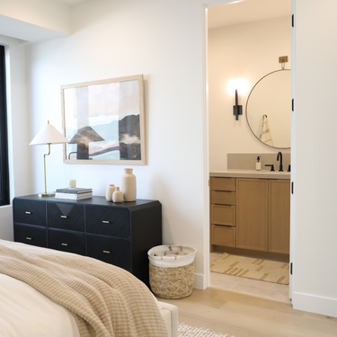 Camanche Dresser